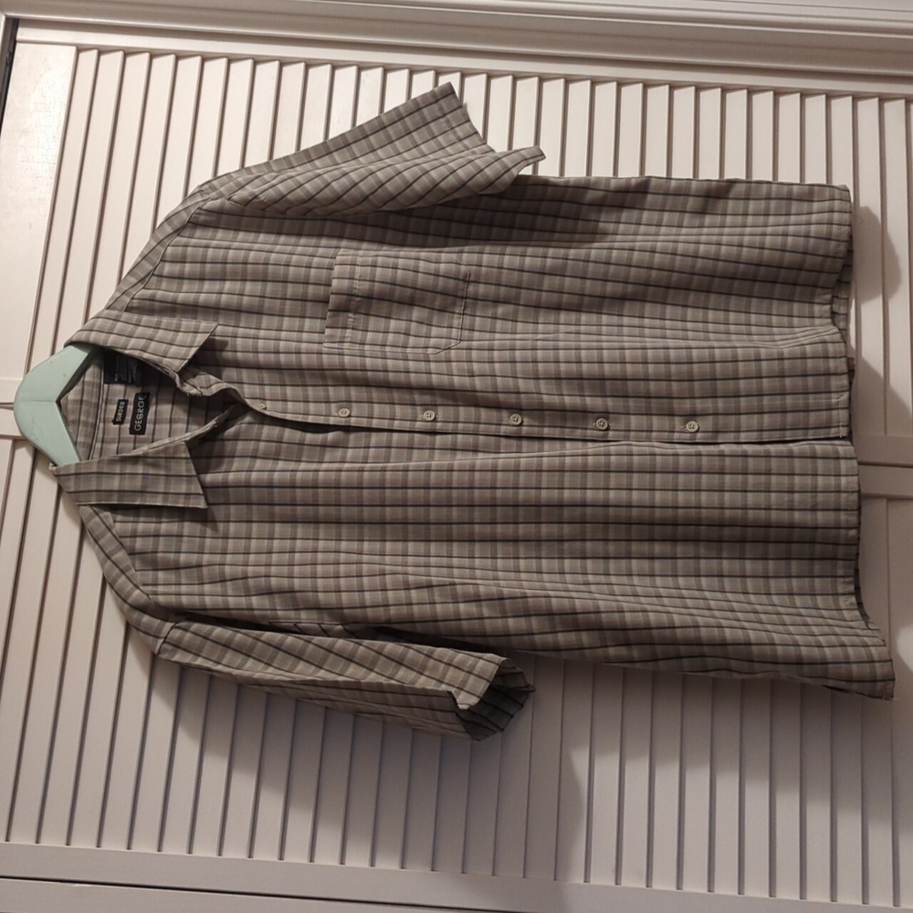 George Mwn's Shirt